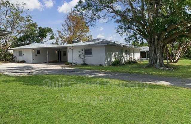 115 Base Avenue East - 115 Base Avenue East, Venice, FL 34285