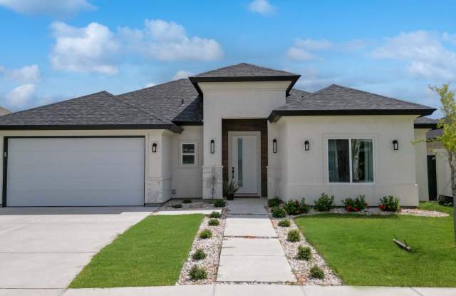 Beautiful 3 b/2bath Home in Los Lagos Edinburg - 3708 East Bali Drive, Edinburg, TX 78542