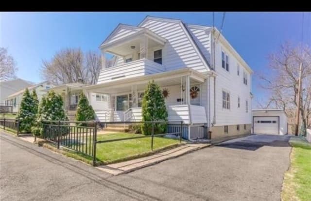 125 N Cliff St - 125 N Cliff St, Ansonia, CT 06401