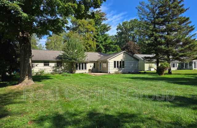 8401 Erickson Dr Gallery 4