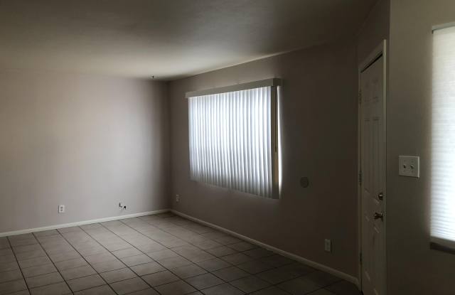 1138 W Dragoon Circle Gallery 4
