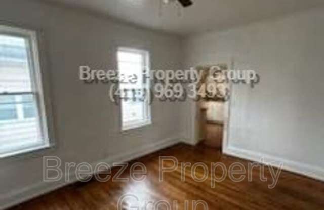 712 Balfe St photos photos