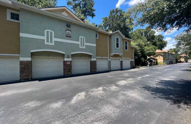 MOVE-IN SPECIAL – OCTOBER RENT FREE! Gallery 3