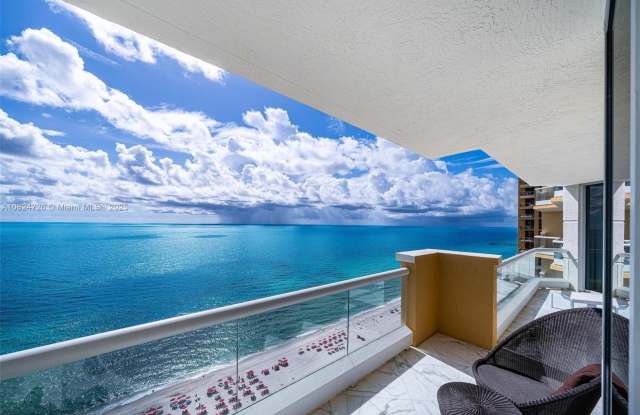 17875 Collins Ave photos photos