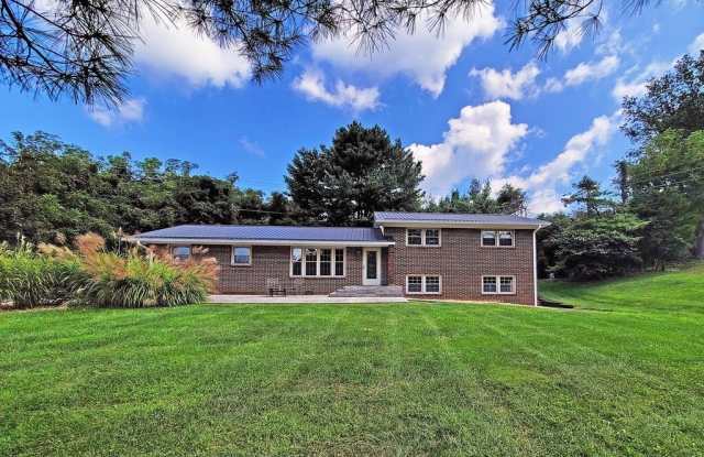 133 Glenrochie Drive photos photos
