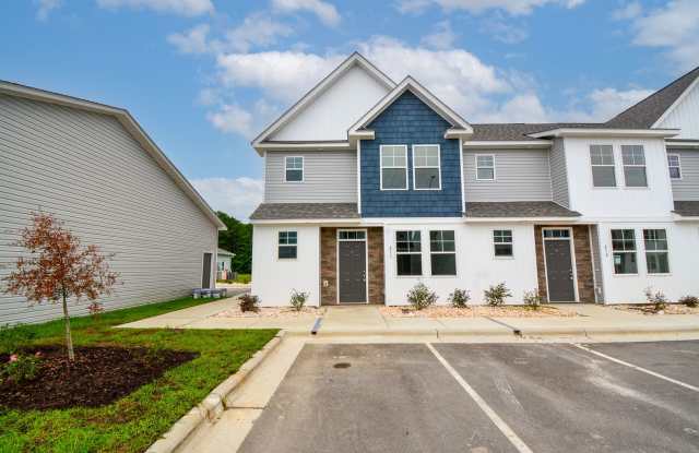 New END UNIT Townhome with Pond View and Detached Garage *Interior Photos Coming Soon* photos photos