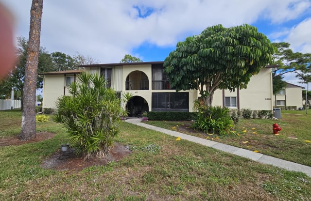 5991 Whispering Pine Way - 5991 Whispering Pine Way, Greenacres, FL 33463