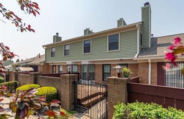 31117 COUNTRY Bluff photos photos