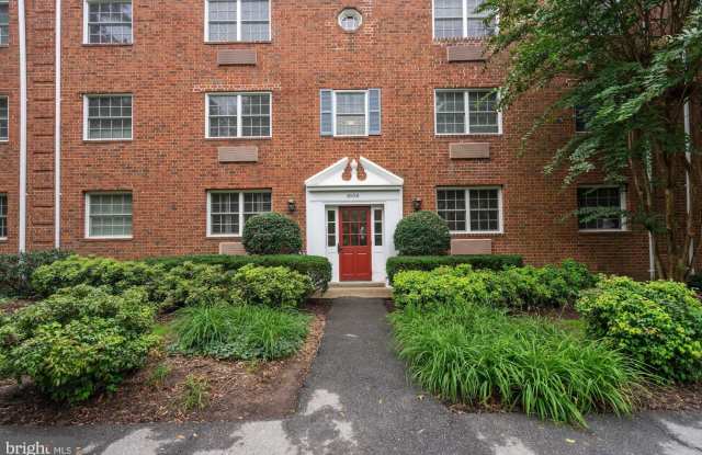 1606 W ABINGDON DRIVE - 1606 West Abingdon Drive, Alexandria, VA 22314