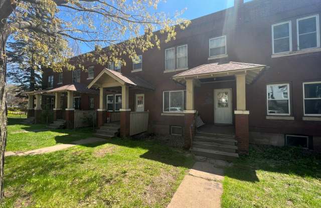 AVAILABLE JUNE - 4 Bed 1 Bath Townhome photos photos