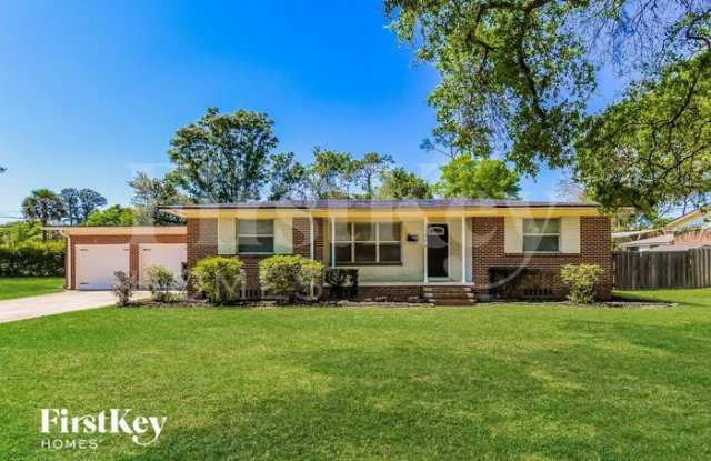 1006 Brookmont Avenue East photos photos