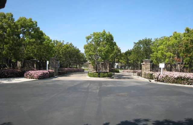 Exquisite 3 Bed 2.5 Bath Two Story Condo, Gated Complex, South Coast Metro photos photos