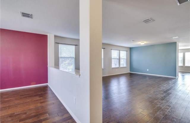 2096 Royal Acres Trail Gallery 4