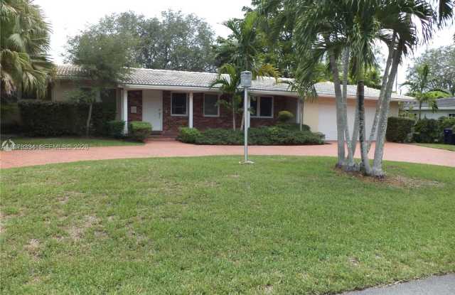 7390 SW 99th St photos photos