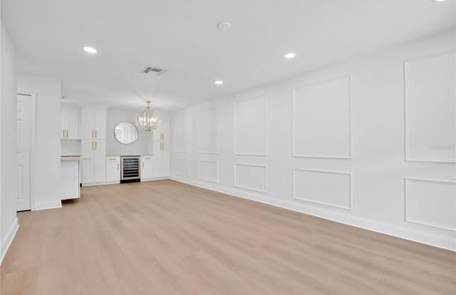 3024 PLAZA TERRACE Drive Gallery 2