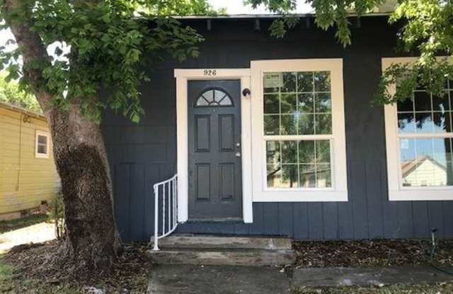 924 Cedar Street - 924 Cedar Street, Abilene, TX 79601