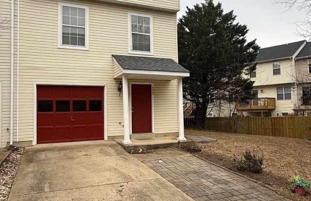 402 SHAW Court photos photos