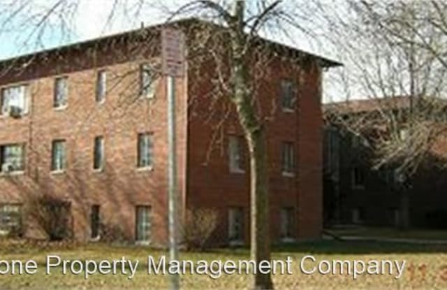 214 Grandview Court - 214 Grandview Ct, University Heights, IA 52246