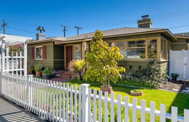 Beautiful Fully Furnished House in Belmont Shore Gallery 3