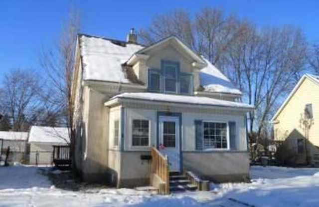 Full house next to great park - 3619 North Girard Avenue, Minneapolis, MN 55412 Full house next to great park - 3619 North Girard Avenue, Minneapolis, MN 55412