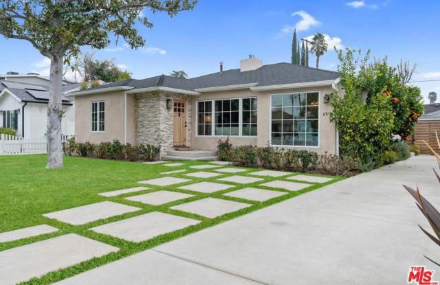 4518 VARNA Avenue - 4518 Varna Avenue, Los Angeles, CA 91423