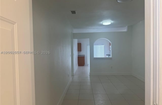 6912 NW 179th St photos photos