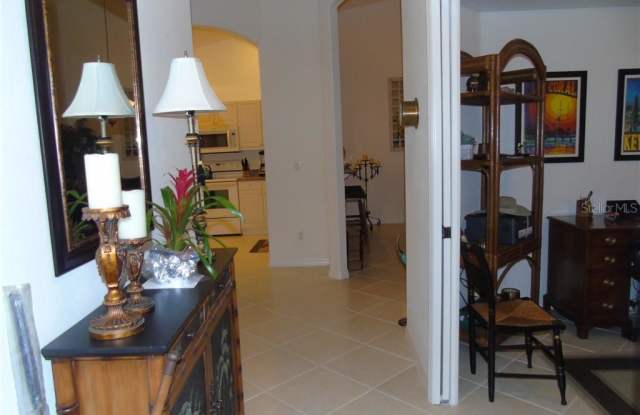 3713 ALBACETE CIRCLE Gallery 2