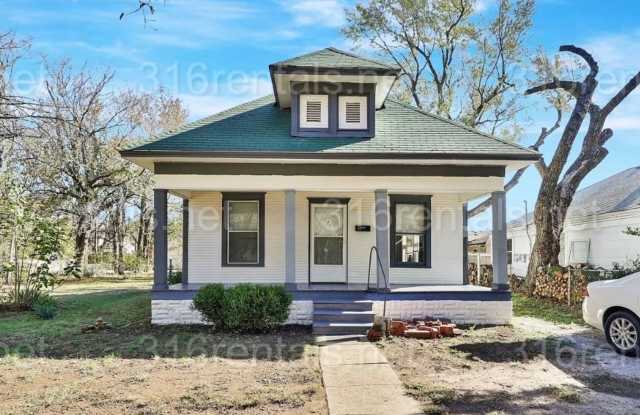 $895 - **COMING SOON** 2 bedroom / 1 bathroom - Single Family Home photos photos