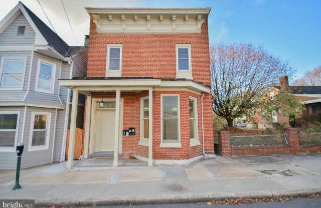 203 W JOHN ST, APT 4 photos photos