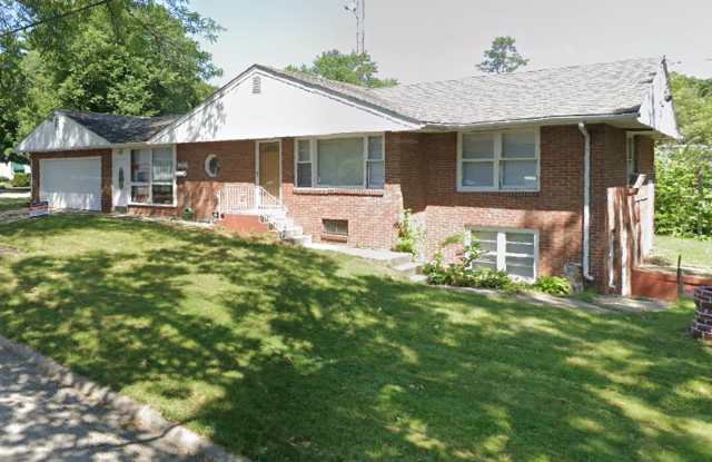 Large Ranch Style Home for Rent with Attached 2 car garage photos photos Large Ranch Style Home for Rent with Attached 2 car garage photos photos