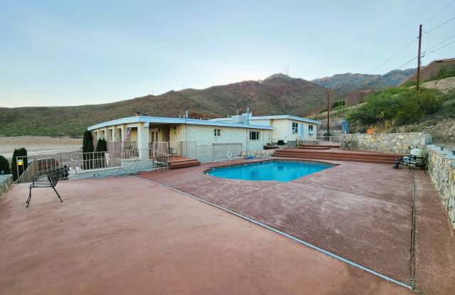 2333 MOREHEAD Avenue unit: 4 photos photos 2333 MOREHEAD Avenue unit: 4 photos photos