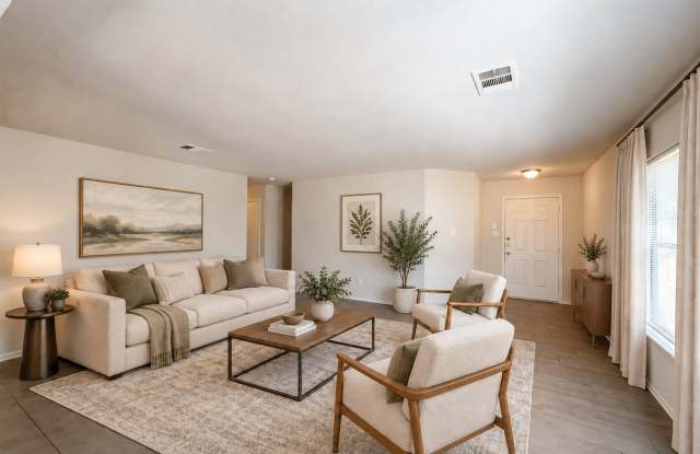 7910 Crystal Point Gallery 2