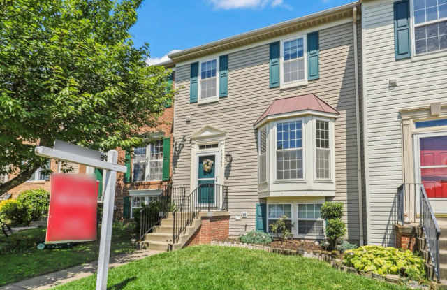 43365 Chokeberry Square - 43365 Chokeberry Square, Ashburn, VA 20147