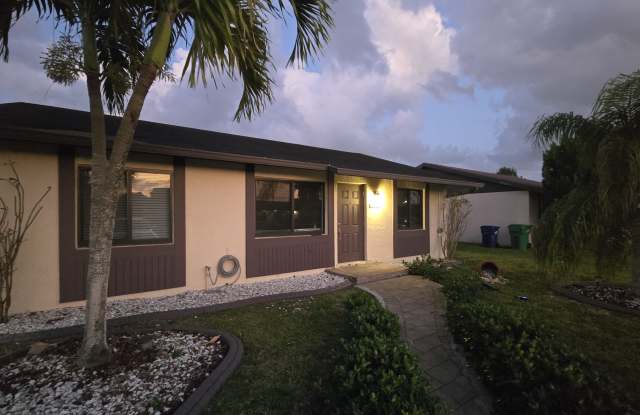 4737 Southwest 135th Place - 4737 Southwest 135th Place, Kendale Lakes, FL 33175 4737 Southwest 135th Place - 4737 Southwest 135th Place, Kendale Lakes, FL 33175