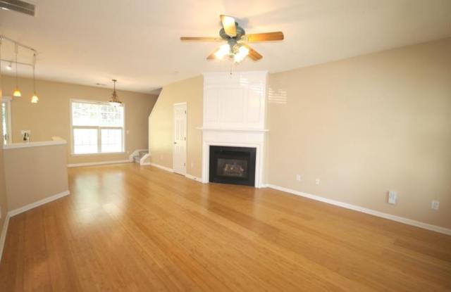 380 Wittenridge Court Gallery 2