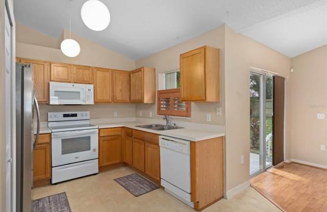 9572 HORIZON Drive Gallery 4