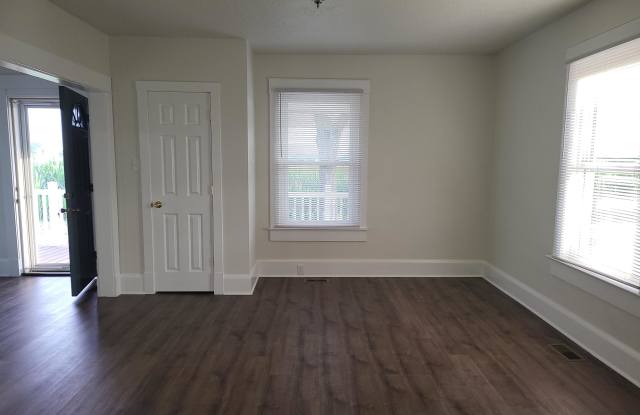 909 Crouse Mill Lane photos photos