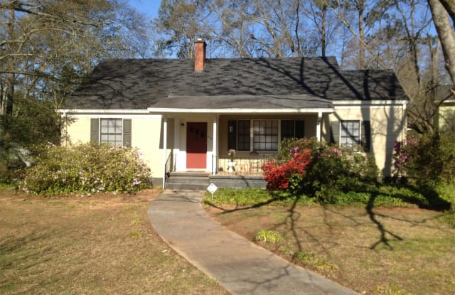 410 Pineneedle Road photos photos