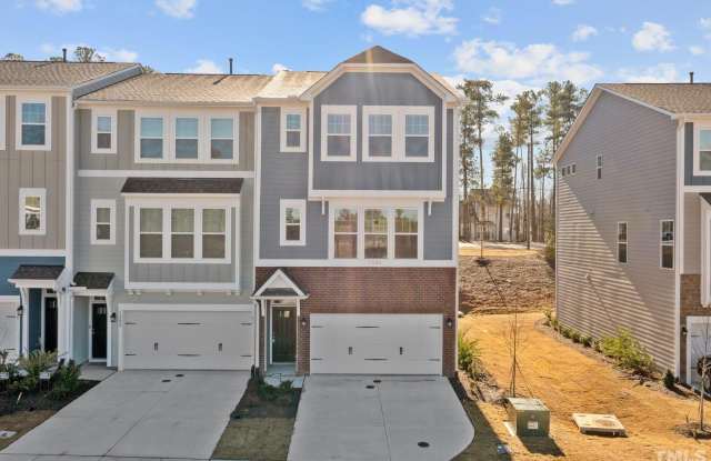 1206 Commack Drive Gallery 2