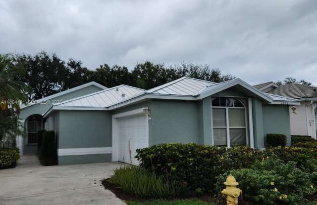 3406 SW Coco Palm Dr photos photos