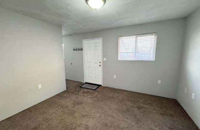 Cozy Cottage Style 1 Bed, 1 Bath ADU in Oregon City Gallery 3