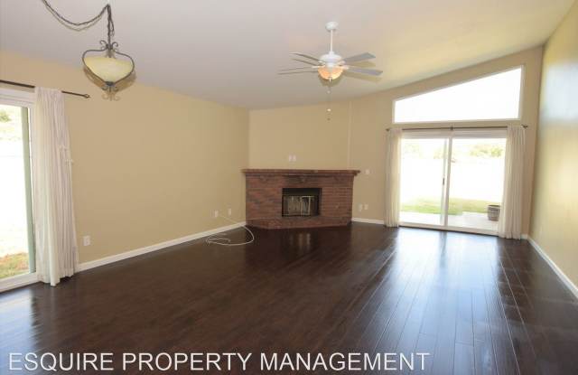 596 FRESH MEADOWS ROAD Gallery 2
