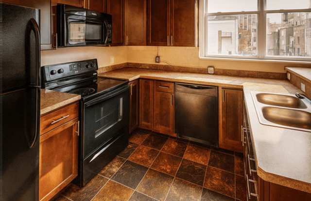 159 W Pearl St photos photos