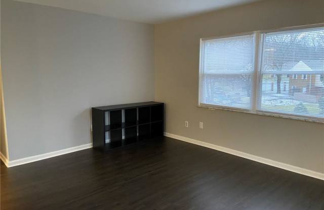 8332 WOODALL Drive Gallery 4