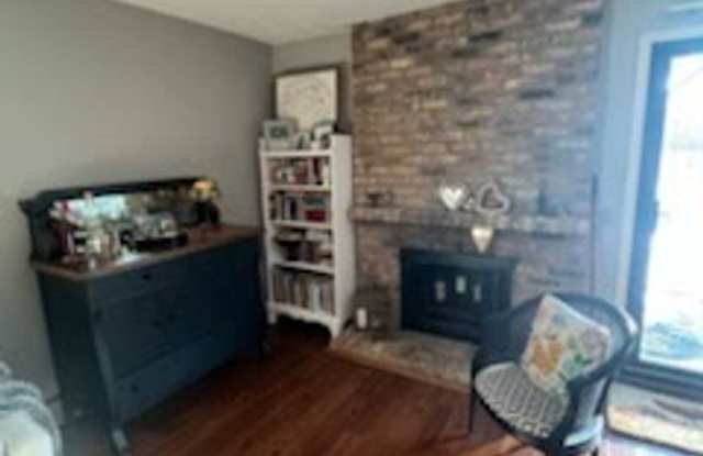 1 Bedroom Condo in Hopkins photos photos