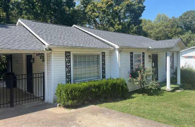 3 Bedroom Home For Rent Near Exit 4! - 2208 Trenton Road, Clarksville, TN 37040