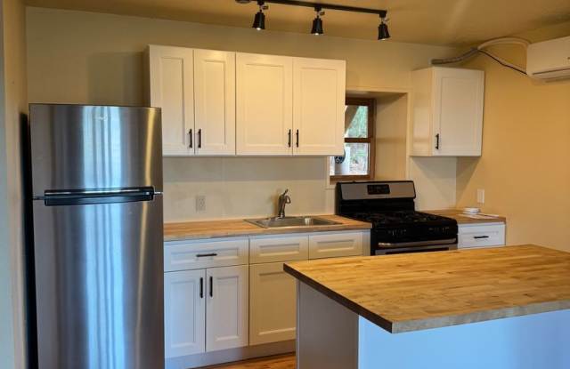 Sandia Haven photos photos