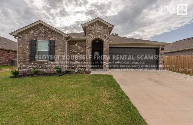 2215 S 9th St Rogers AR 72758 photos photos