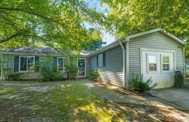 4 Bed 3 Bath Home for rent in Newport News photos photos