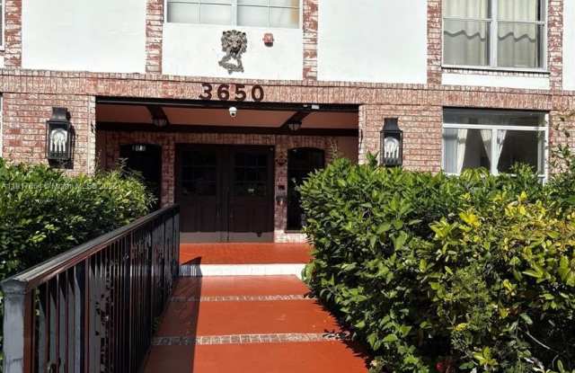 3650 Inverrary Dr photos photos